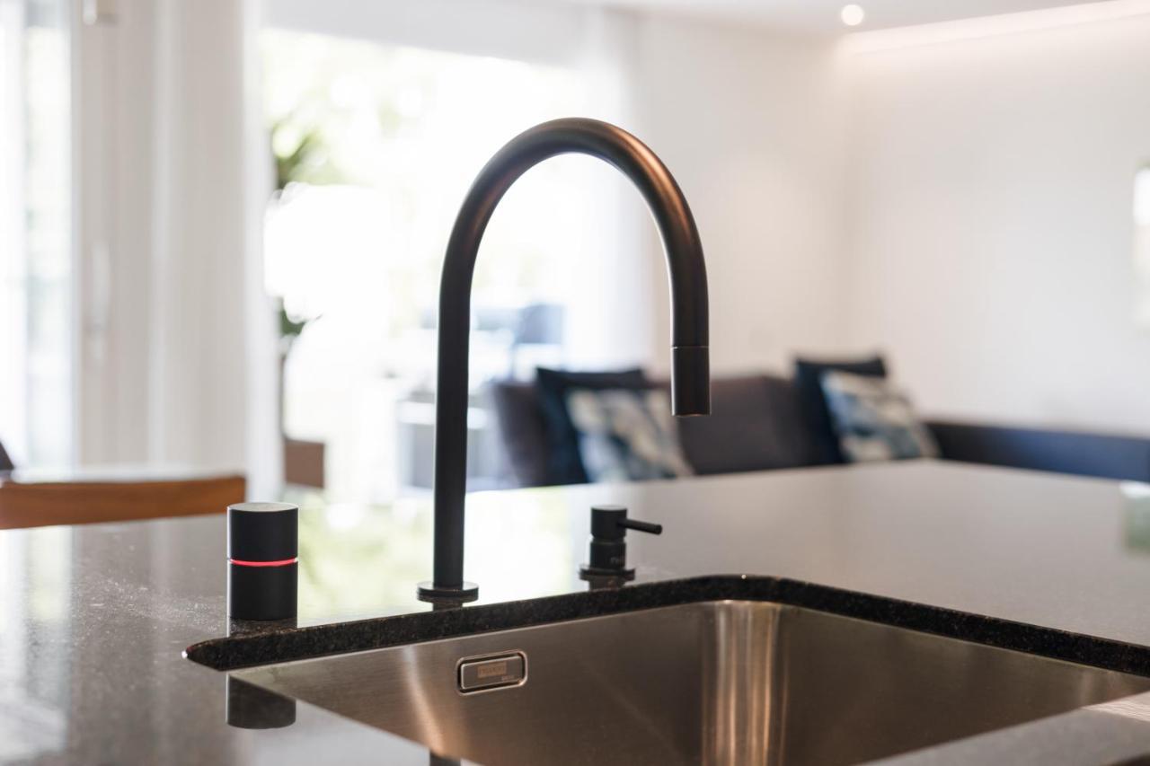 The R Apartment Uetliberg, Klima, Parken - Wallbox ゲロルツヴィル エクステリア 写真