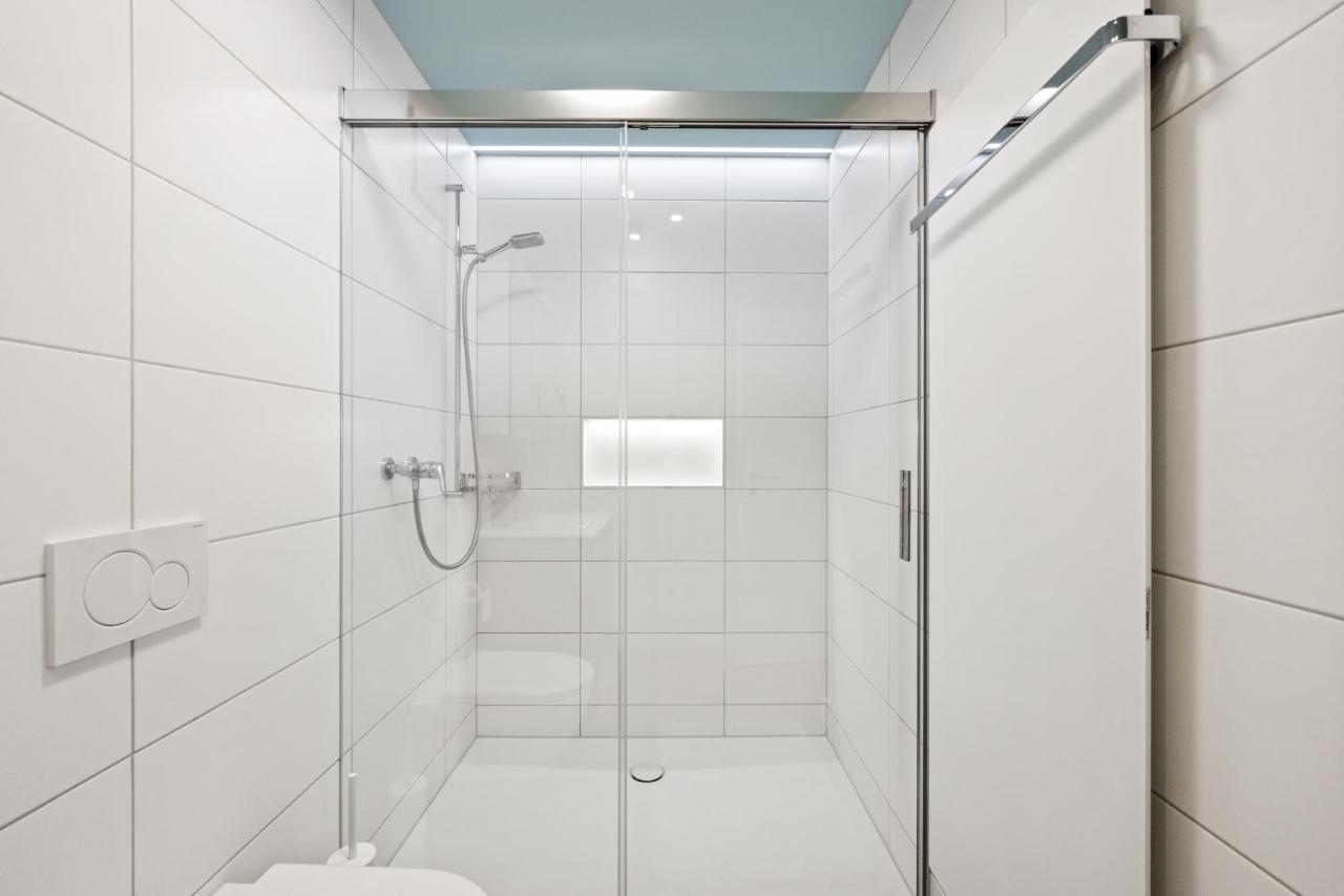 The R Apartment Uetliberg, Klima, Parken - Wallbox ゲロルツヴィル エクステリア 写真